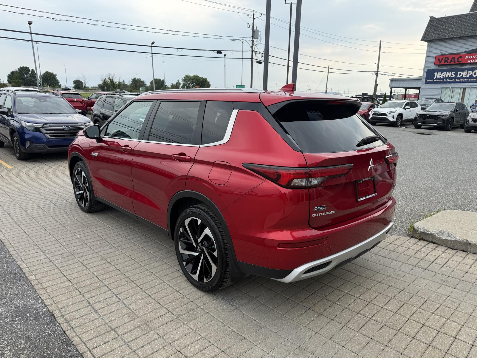 Mitsubishi Outlander SEL PHEV 2025 — photo 5