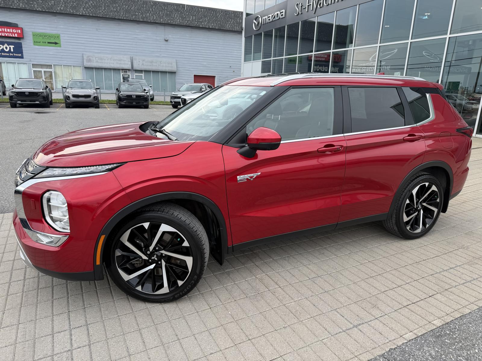 Mitsubishi Outlander SEL PHEV 2025 — photo 3