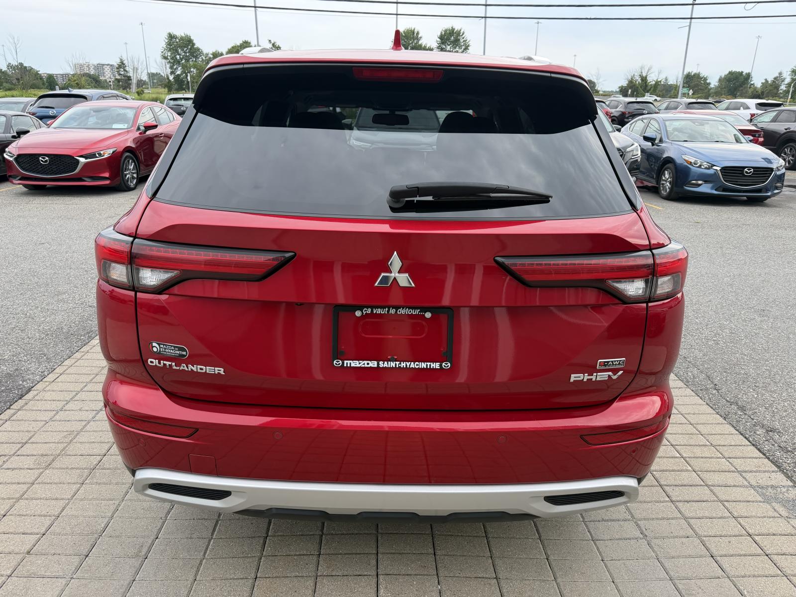Mitsubishi Outlander SEL PHEV 2025 — photo 6