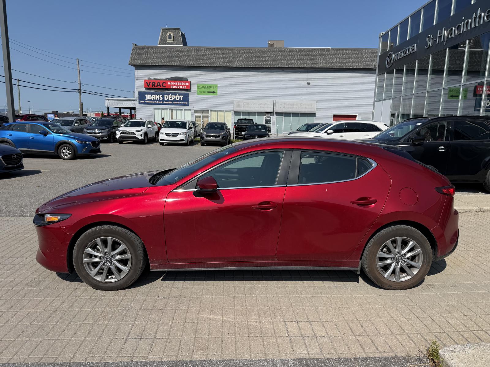 Mazda Mazda3 Sport GS 2024 — photo 4