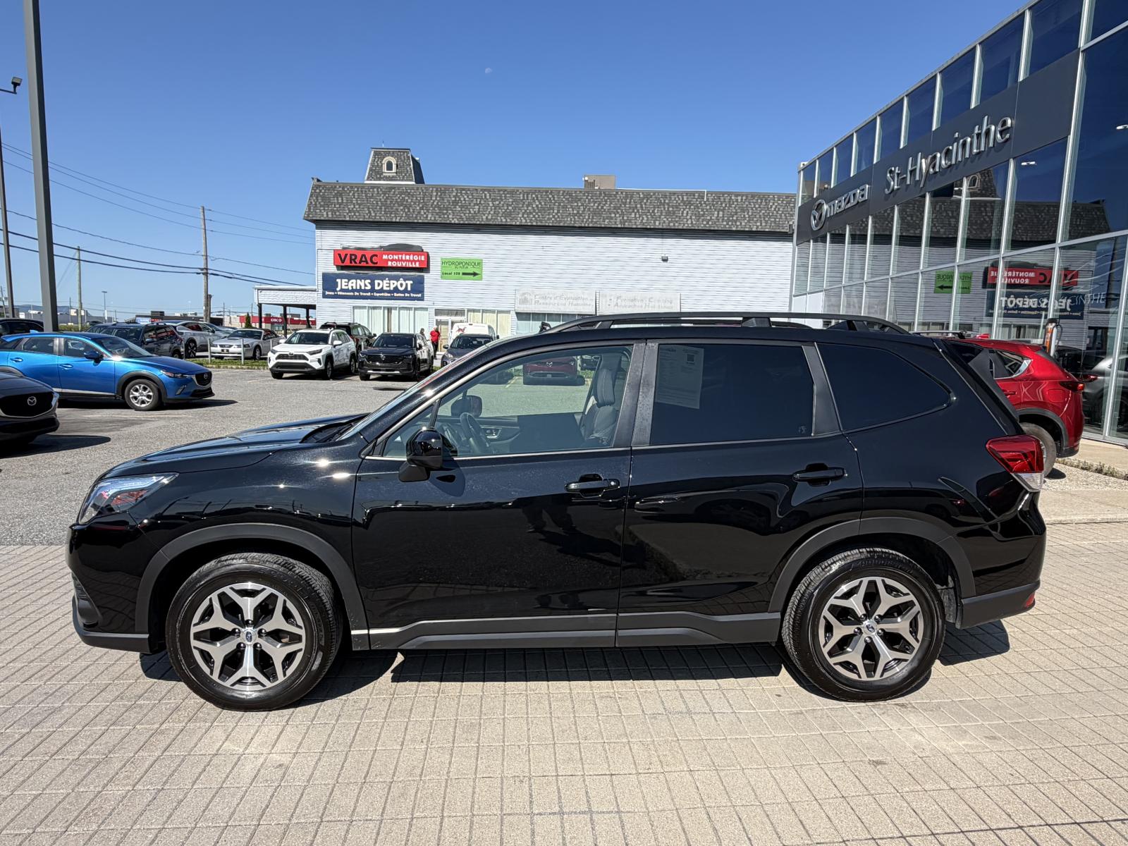 Subaru Forester 2.5i Touring 2023 — photo 4
