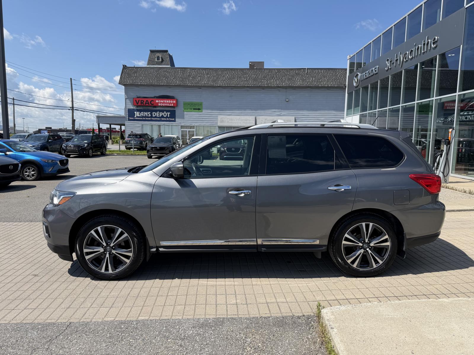 Nissan Pathfinder Platinum 2018 — photo 4