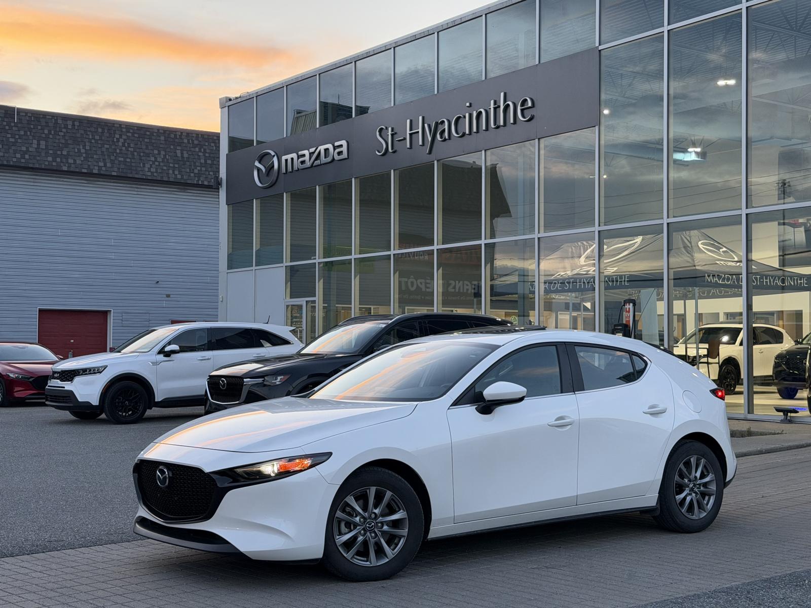 Mazda Mazda3 Sport GS Luxury 2024