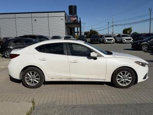 Miniature 8 Mazda Mazda3 GS 2016