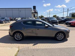 Miniature 9 Mazda Mazda3 Sport GX 2021