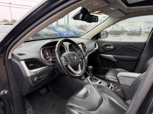 Miniature 11 Jeep Cherokee Overland 2016
