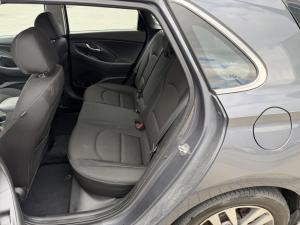 Miniature 15 Hyundai Elantra GT GL 2018