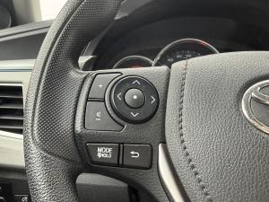 Thumbnail 18 Toyota Corolla LE 2015