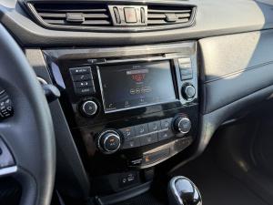 Thumbnail 19 Nissan Rogue SV 2018