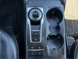 Thumbnail 24 Ford Escape Titanium 2020