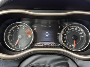 Miniature 18 Jeep Cherokee Limited 2016