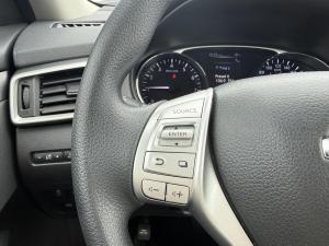 Miniature 18 Nissan Rogue SV 2016