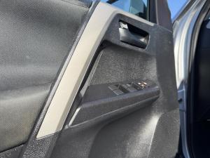 Thumbnail 13 Toyota Rav4 LE 2017