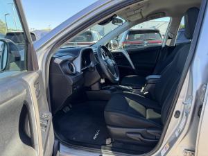 Thumbnail 15 Toyota Rav4 LE 2017