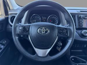 Thumbnail 17 Toyota Rav4 LE 2017