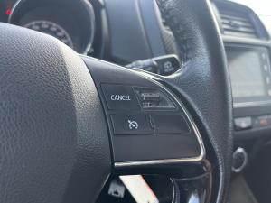Miniature 19 Mitsubishi RVR SE 2019