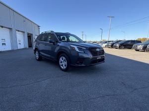 Miniature 7 Subaru Forester Base 2024