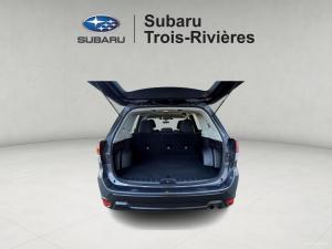 Miniature 8 Subaru Forester Base 2024