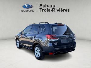 Miniature 10 Subaru Forester Base 2024