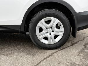 Thumbnail 10 Toyota Rav4 LE 2014
