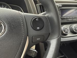 Thumbnail 16 Toyota Rav4 LE 2014