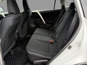 Thumbnail 22 Toyota Rav4 LE 2014