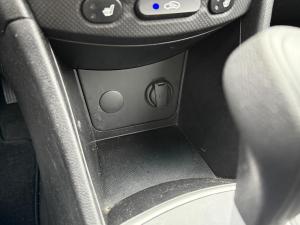 Miniature 21 Hyundai Accent GL 2013