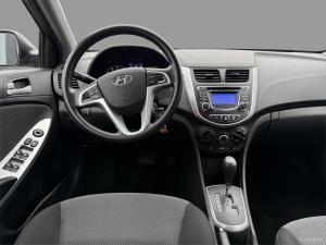 Miniature 14 Hyundai Accent GL 2013