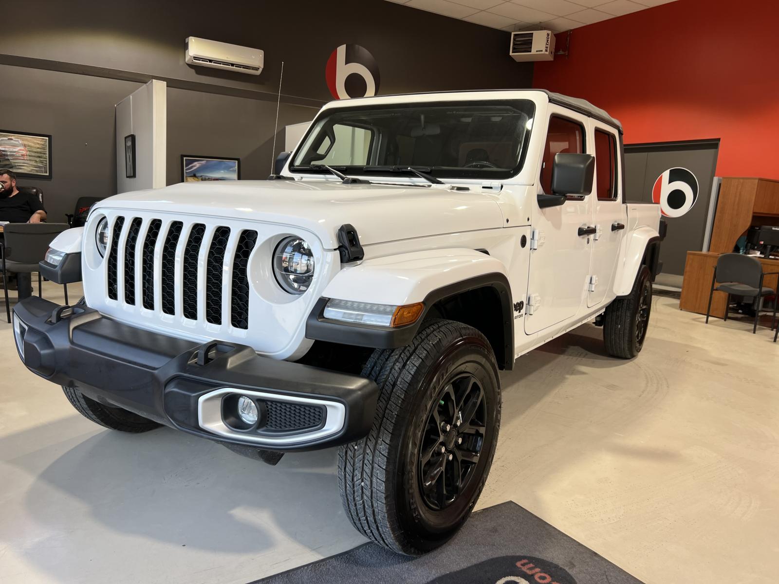Jeep Gladiator Sport S 2022