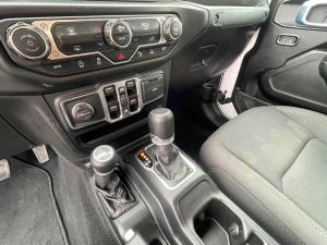 Thumbnail 24 Jeep Gladiator Sport S 2022