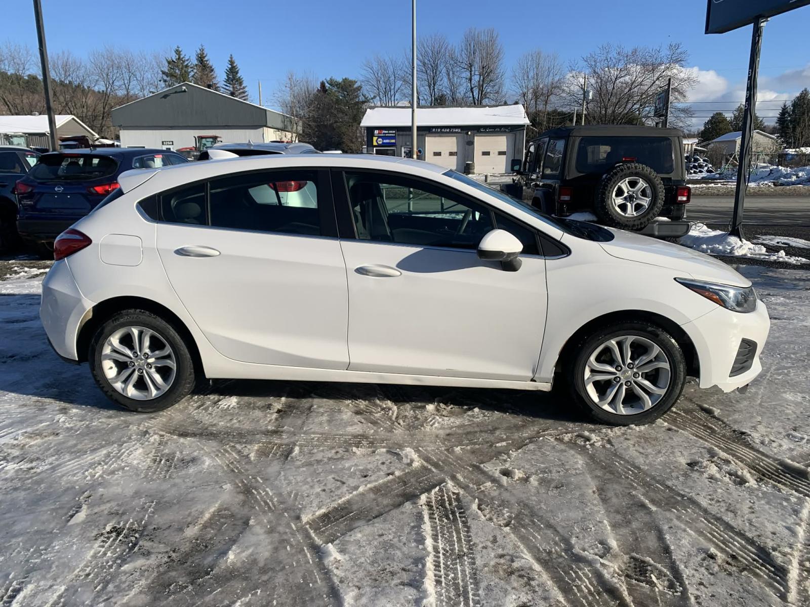 Image 18 Chevrolet Cruze LT 2019