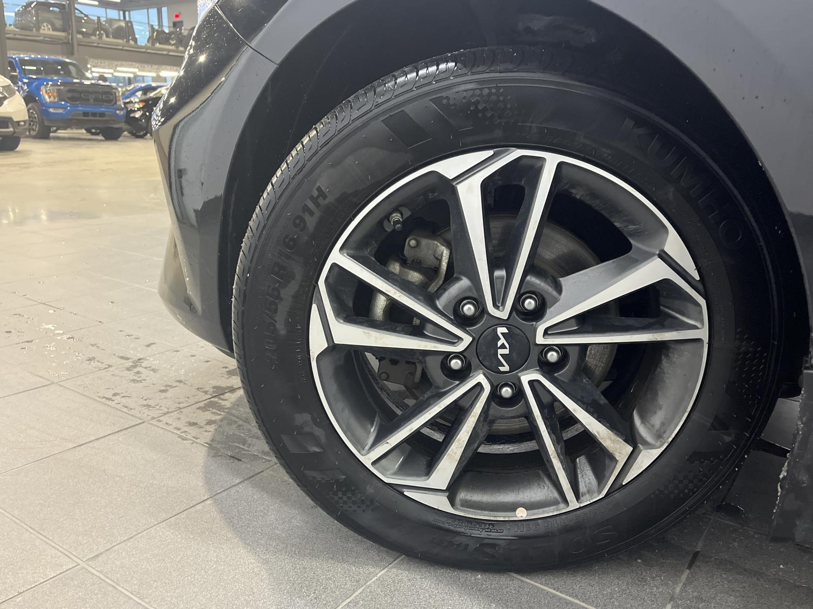 Image 21 Kia Forte EX 2023