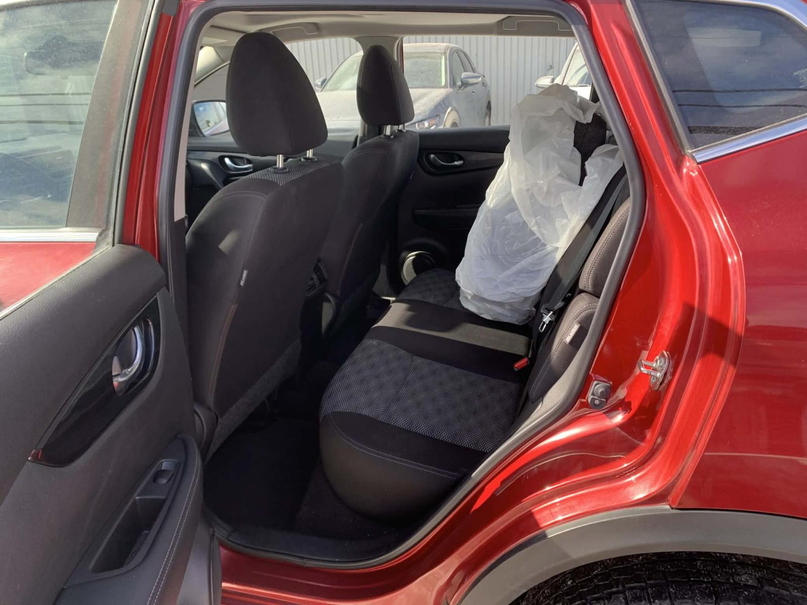 Image 12 Nissan Qashqai SV 2020