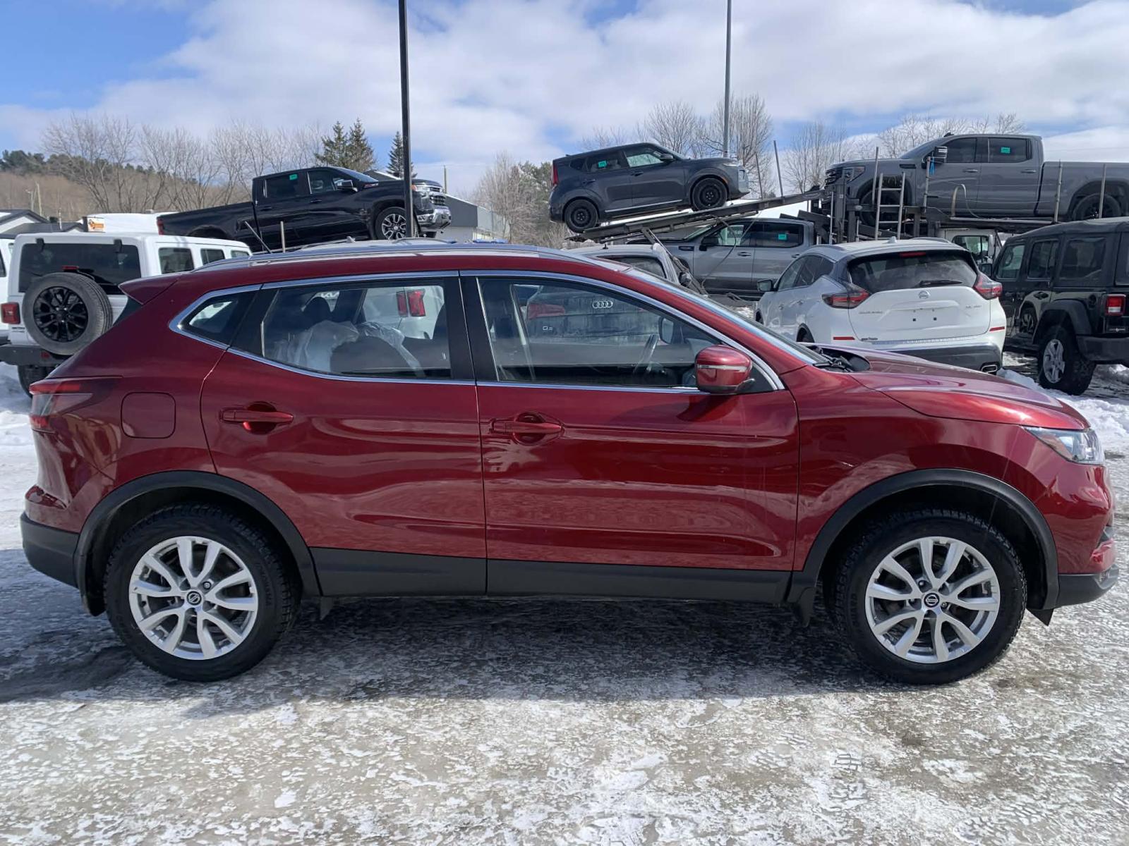 Image 17 Nissan Qashqai SV 2020