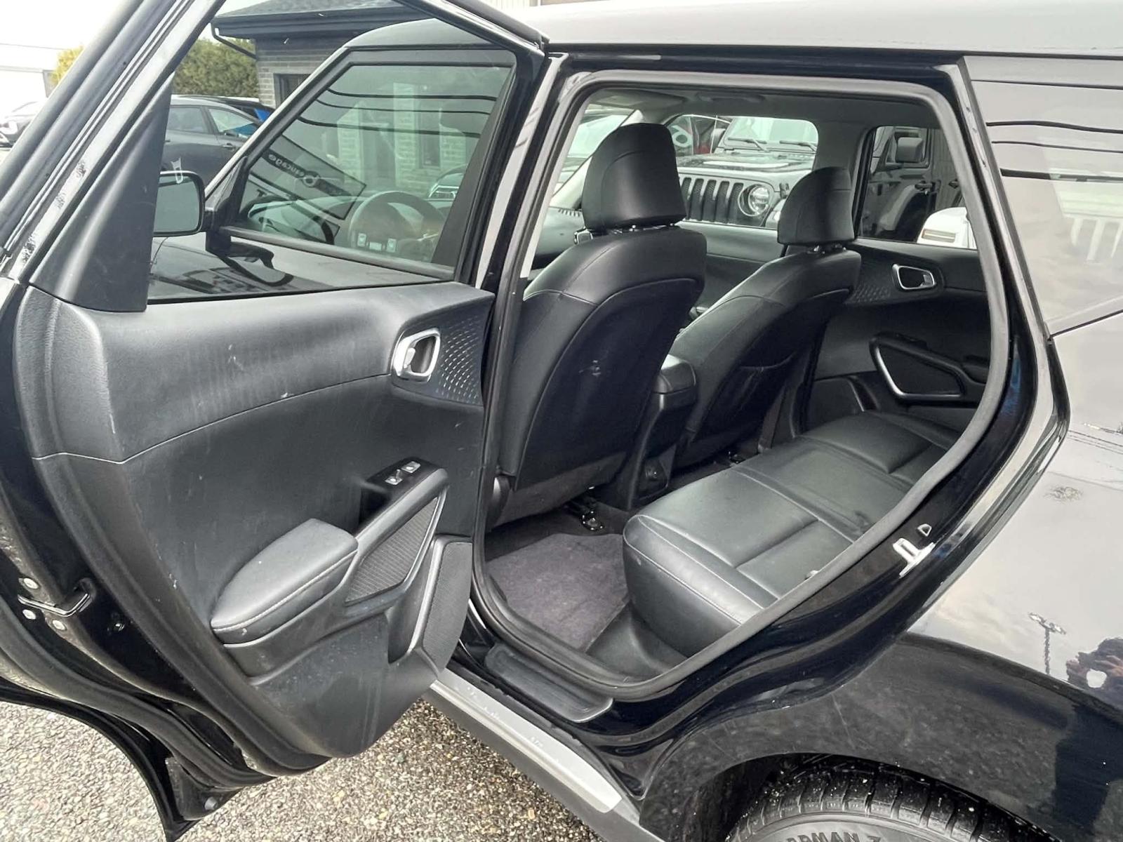 Image 16 Kia Soul EV Limited 2022