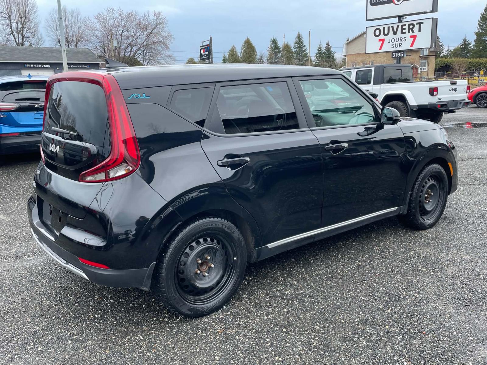 Image 5 Kia Soul EV Limited 2022