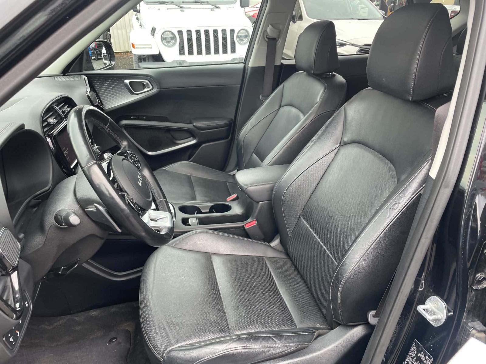 Image 15 Kia Soul EV Limited 2022