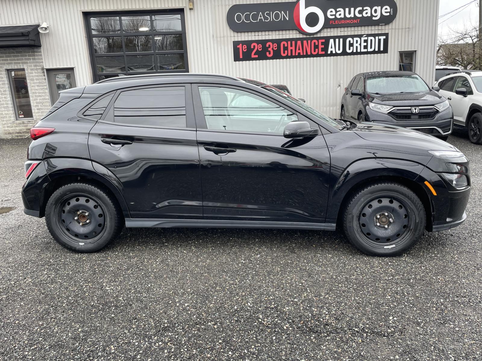 Hyundai Kona EV Preferred 2023 — photo 8