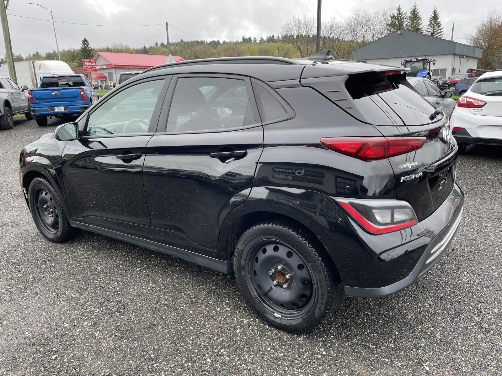 Hyundai Kona EV Preferred 2023 — photo 5