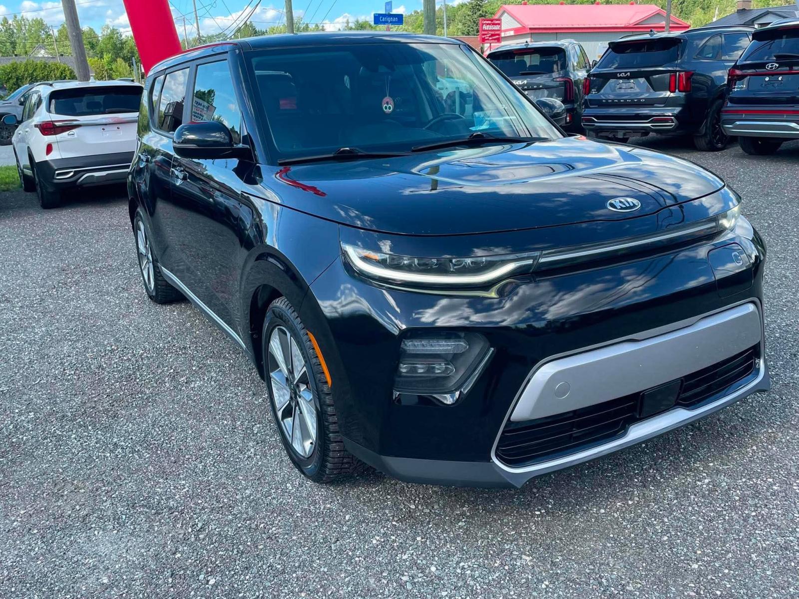 Kia Soul EV Limited 2021 — photo 3