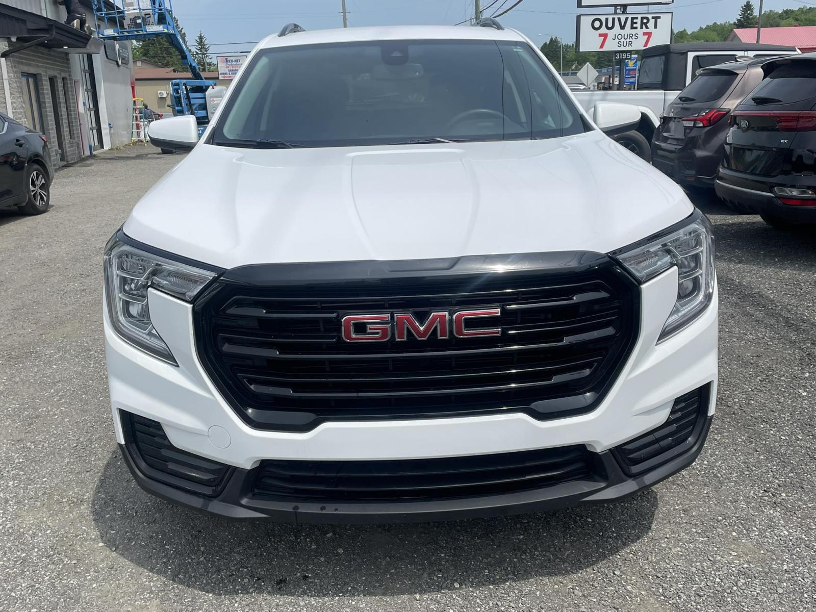 GMC Terrain SLE 2022 — photo 7