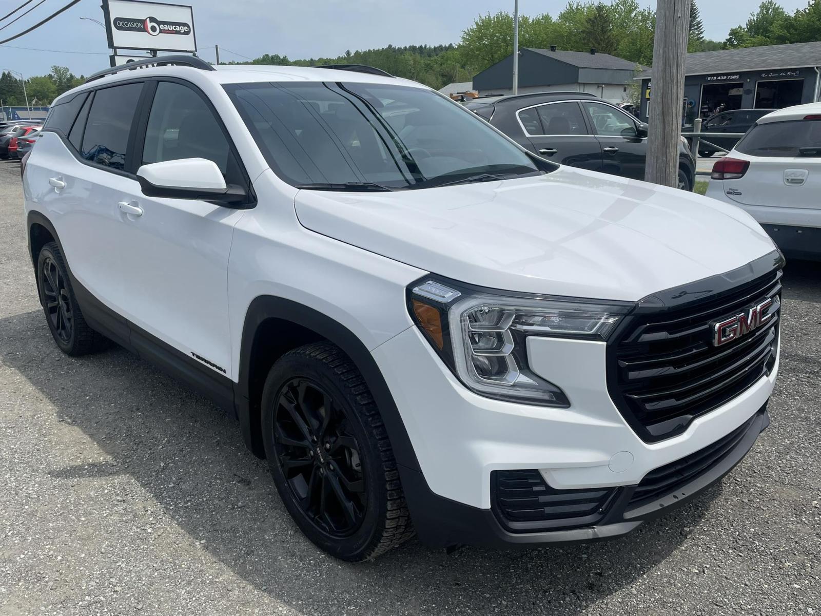 GMC Terrain SLE 2022 — photo 3