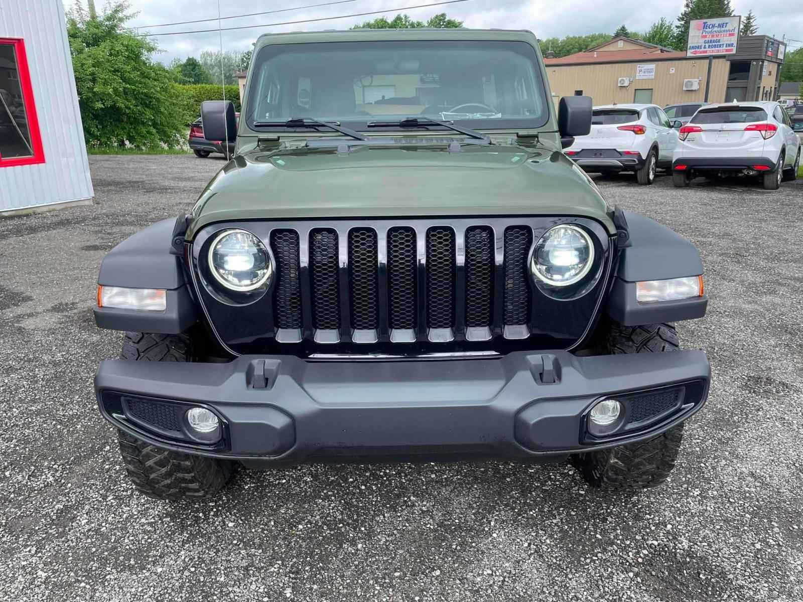 Jeep Wrangler Willys 2023 — photo 7