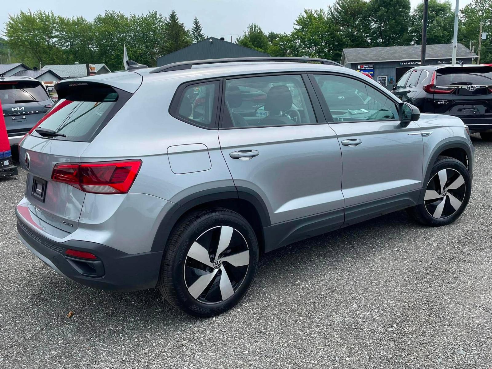 Volkswagen Taos Trendline 2023 — photo 4