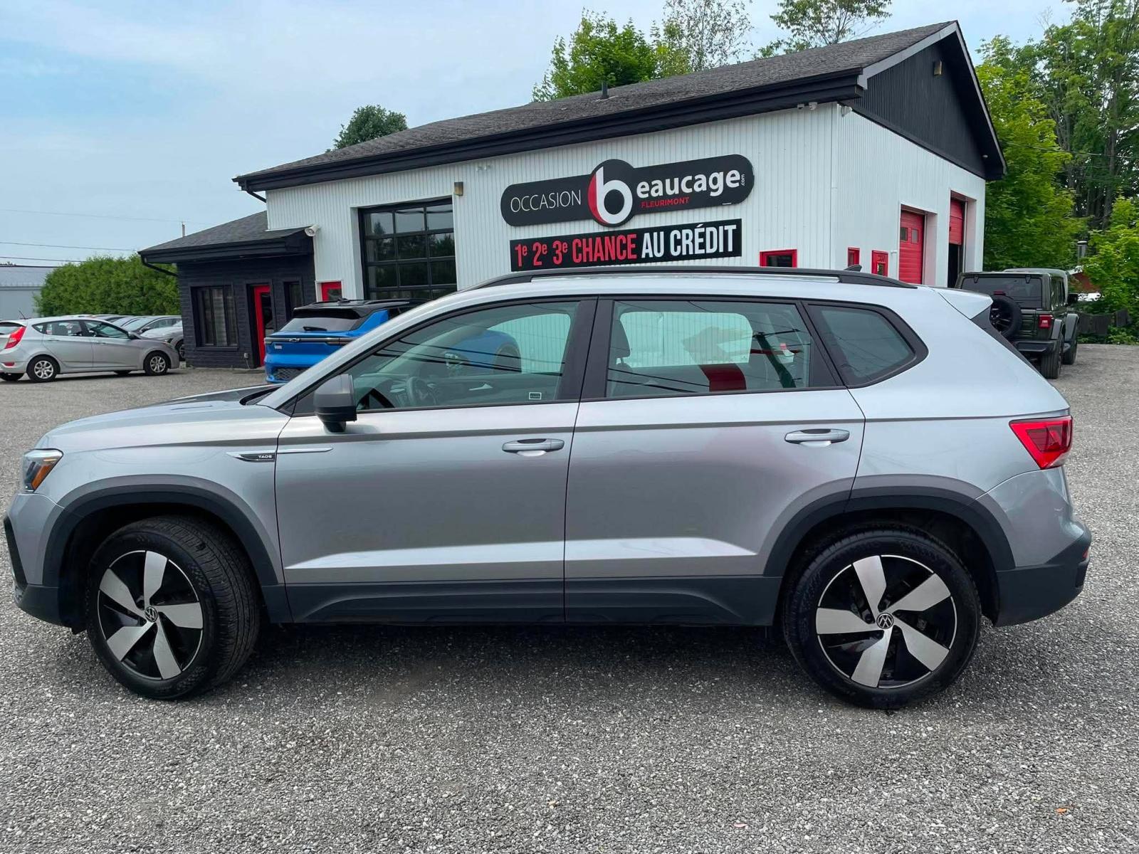 Volkswagen Taos Trendline 2023 — photo 8