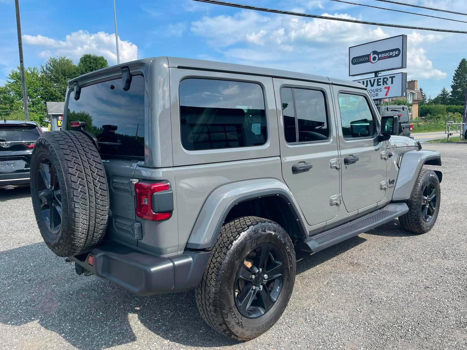 Jeep Wrangler Ultd Sahara Altitude 2022 — photo 4