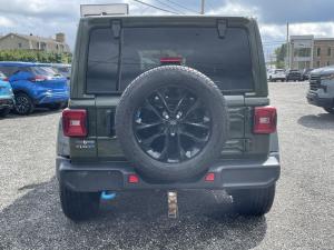 Miniature 8 Jeep Wrangler 4XE Unlimited Sahara 2022