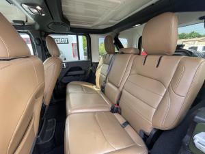 Miniature 15 Jeep Wrangler 4XE Unlimited Sahara 2022