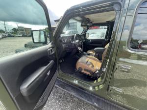Miniature 19 Jeep Wrangler 4XE Unlimited Sahara 2022