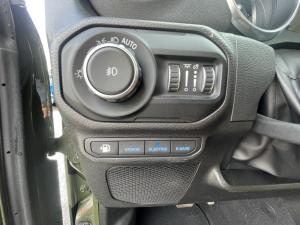 Miniature 23 Jeep Wrangler 4XE Unlimited Sahara 2022